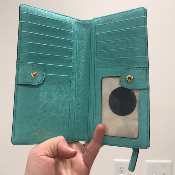 Kate Spade wallet - Picture 2 of 3